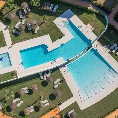 Premium Garden With Jacuzzi In Higueron Apartment *