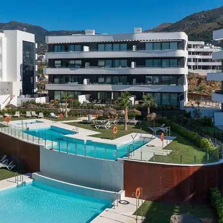 Apartment Premium Garden With Jacuzzi In Higueron